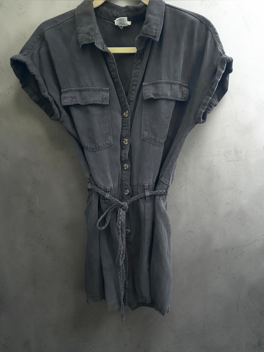 Nicole miller belted linen shorts romper small